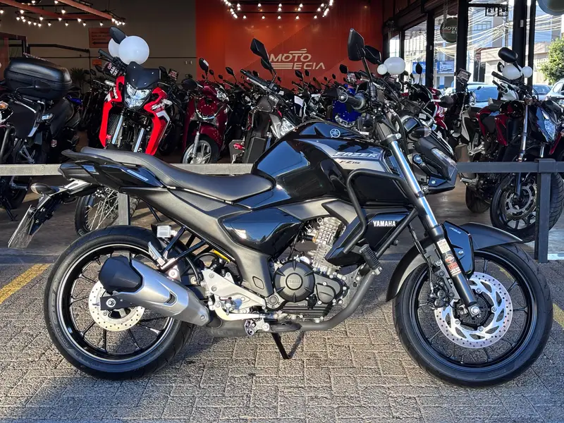 Yamaha Fazer FZ15 ABS