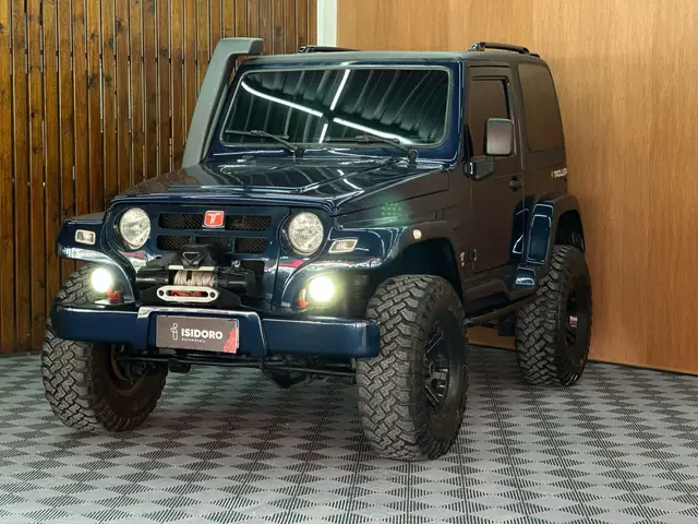 Carro Troller T4 2010 4x4 3.0 TB Int. Cap. Rígida Diesel