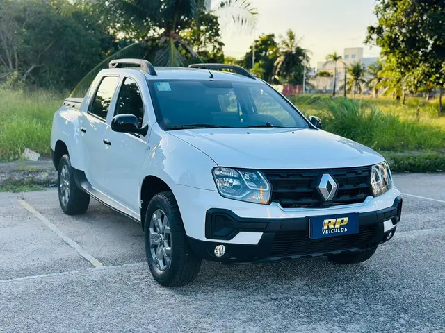 Carro Renault Oroch 2024 Intense 1.6 (Flex)