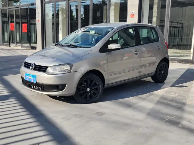 Carro Volkswagen Fox 2013 1.6 VHT (Flex)