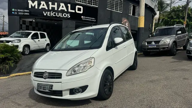 Carro Fiat Idea 2012 Essence 1.6 16V E.TorQ (Flex)