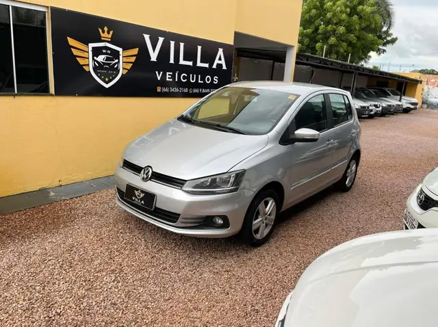 Carro Volkswagen Fox 2016 1.0 MPI Comfortline (Flex)