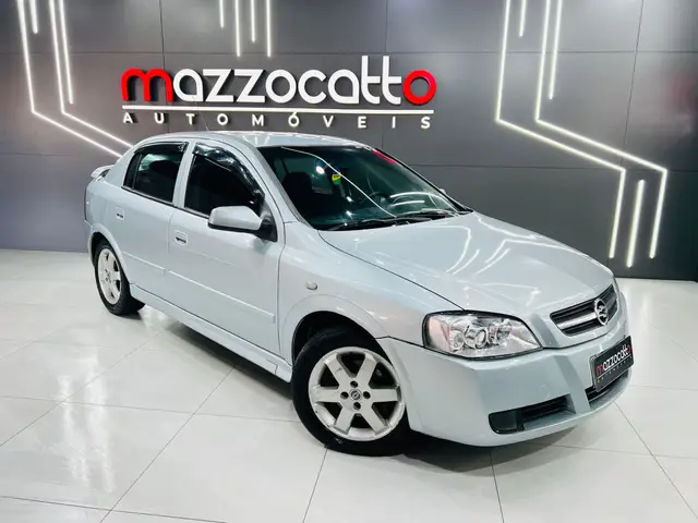 Carro Chevrolet Astra Hatch 2011 Advantage 2.0 (Flex)