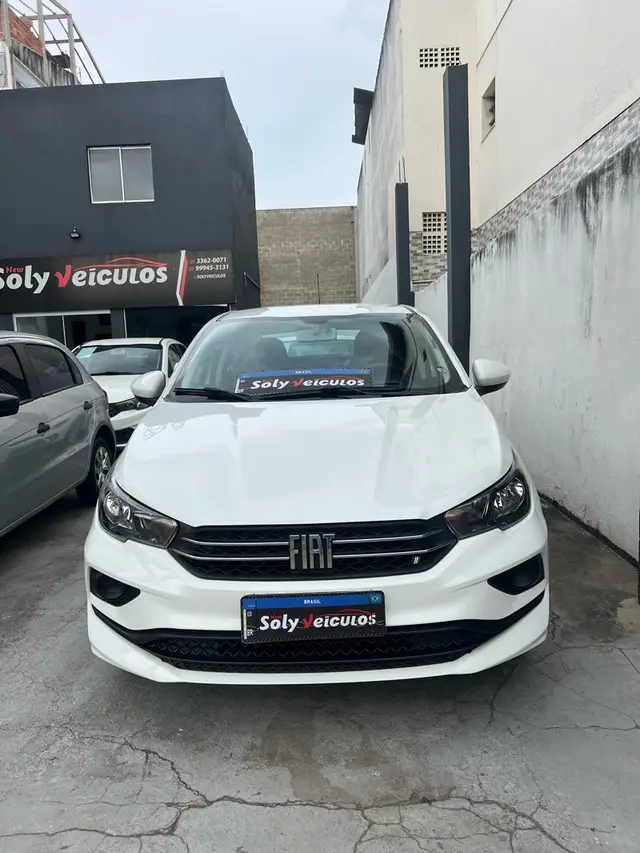 Carro Fiat Cronos 2023 Drive 1.0 (Flex) MT