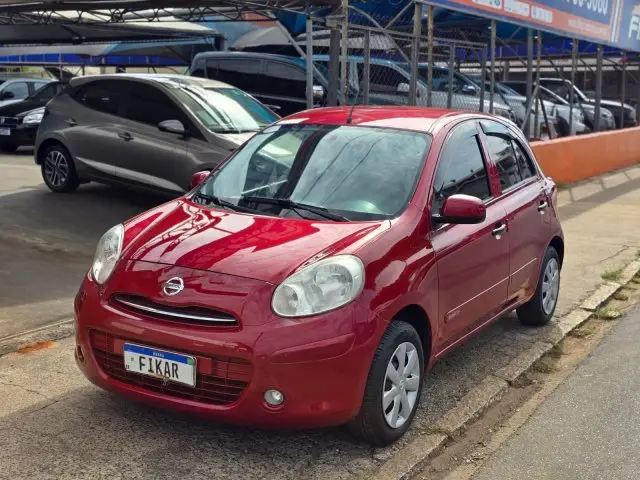 Carro Nissan March 2013 1.0 16V S (Flex)