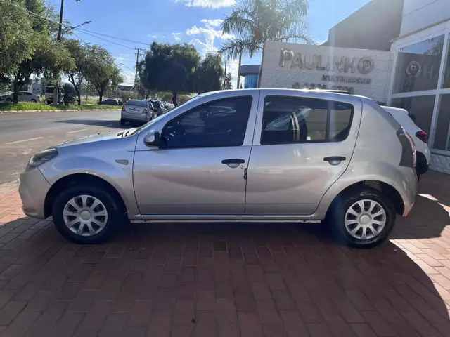 Carro Renault Sandero 2014 Expression 1.0 16V (flex)