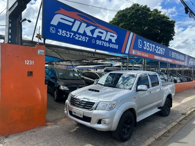 Carro Toyota Hilux Cabine Dupla 2014 Hilux 3.0 TDI 4x4 CD SRV Top (Aut)