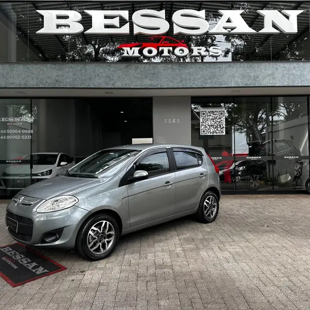 Carro Fiat Palio 2013 Attractive 1.4 8V (Flex)