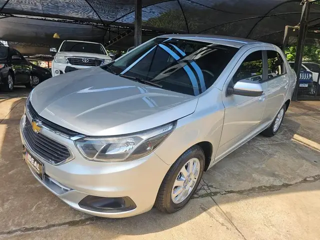Carro Chevrolet Cobalt 2016 LT 1.4 8V (Flex)