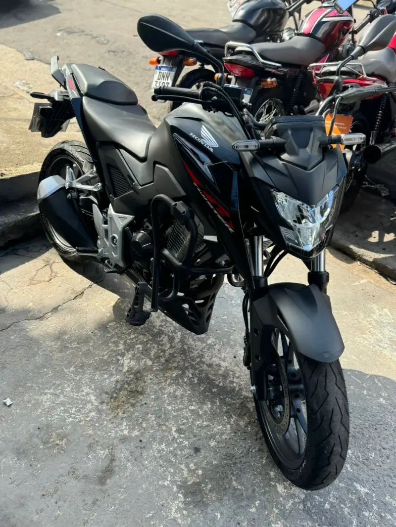 Honda (CBS)