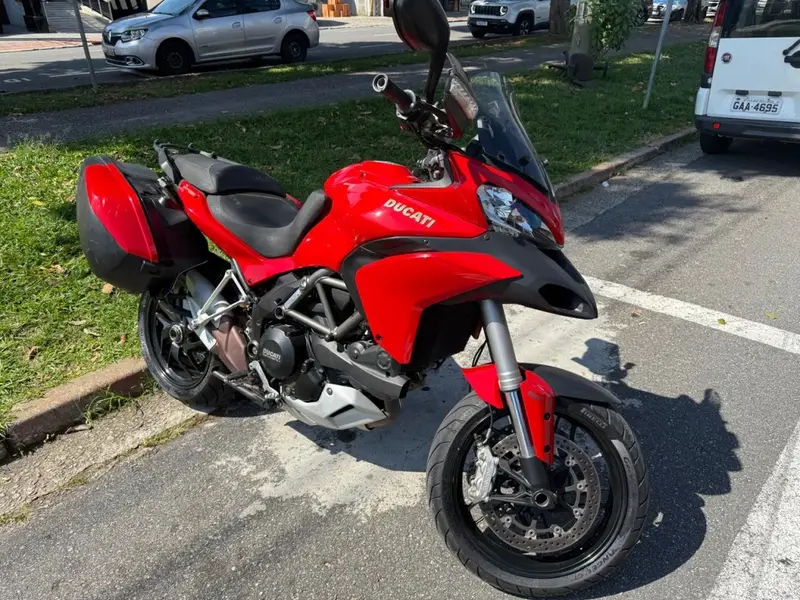 Ducati Monster 1200 S