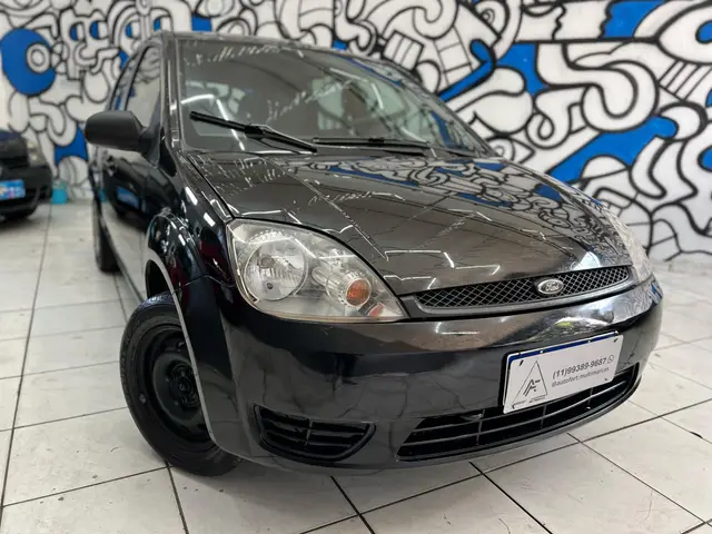 Carro Ford Fiesta Hatch 2007 Personnalité 1.0 8V