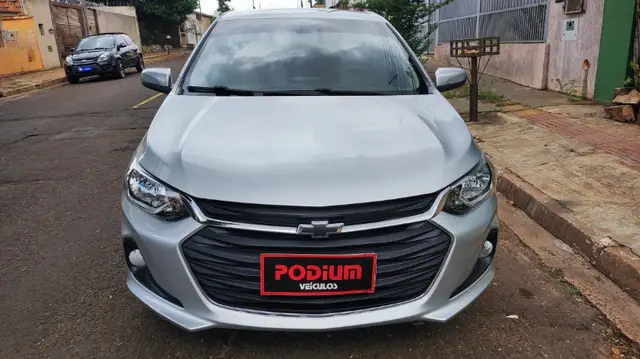 Carro Chevrolet Onix Plus 2020 1.0 LTZ Turbo (Flex)