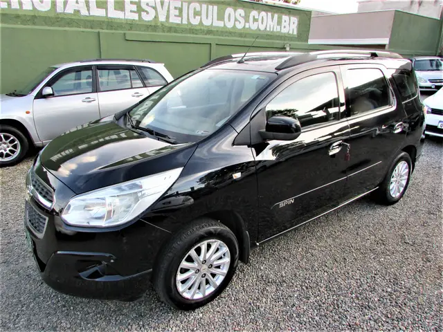 Carro Chevrolet Spin 2014 LT 5S 1.8 (Flex)