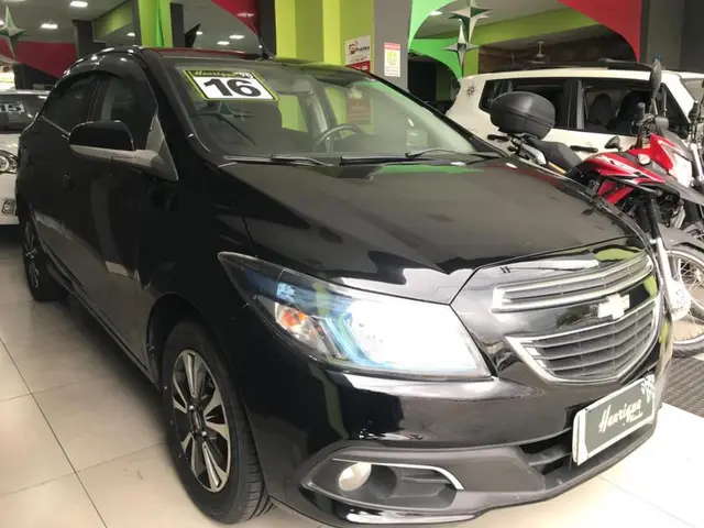 Carro Chevrolet Onix 2016 1.4 LTZ SPE/4 (Aut)