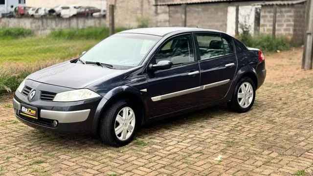 Carro Renault Megane Sedan 2009 Mégane Sedan Dynamique 1.6 16V (flex)