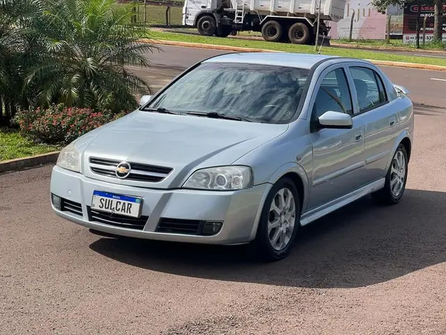 Carro Chevrolet Astra Hatch 2010 Advantage 2.0 (Flex)