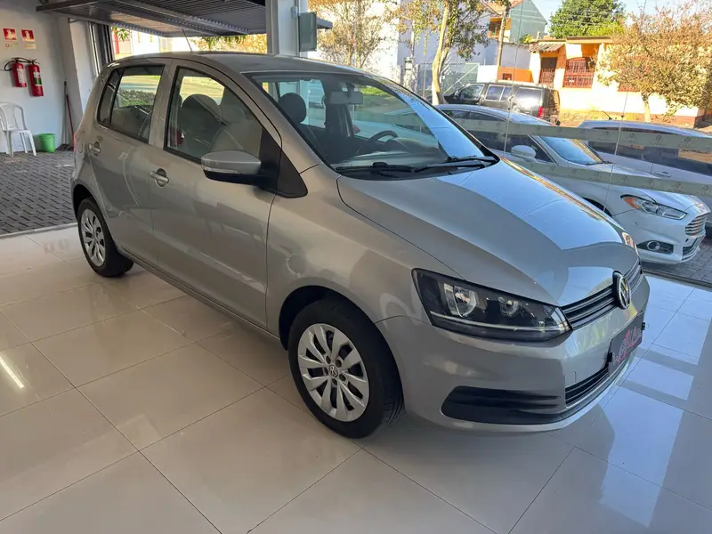 Volkswagen 1.0 MPI Trendline (Flex)