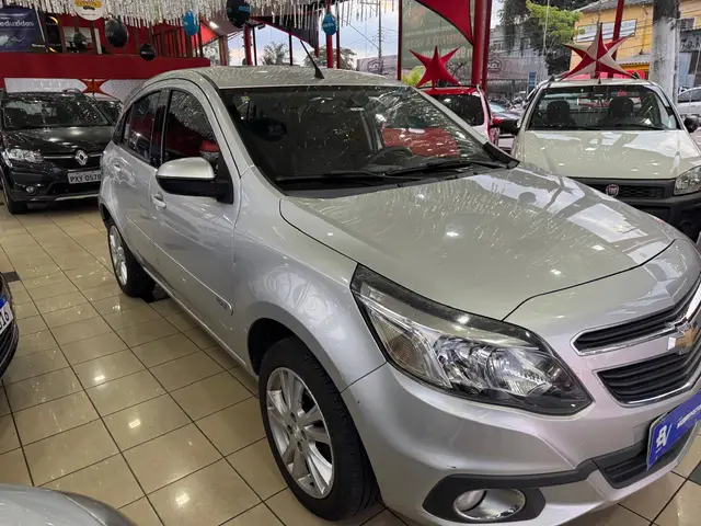 Carro Chevrolet Agile 2014 LTZ 1.4 Easytronic (Flex)