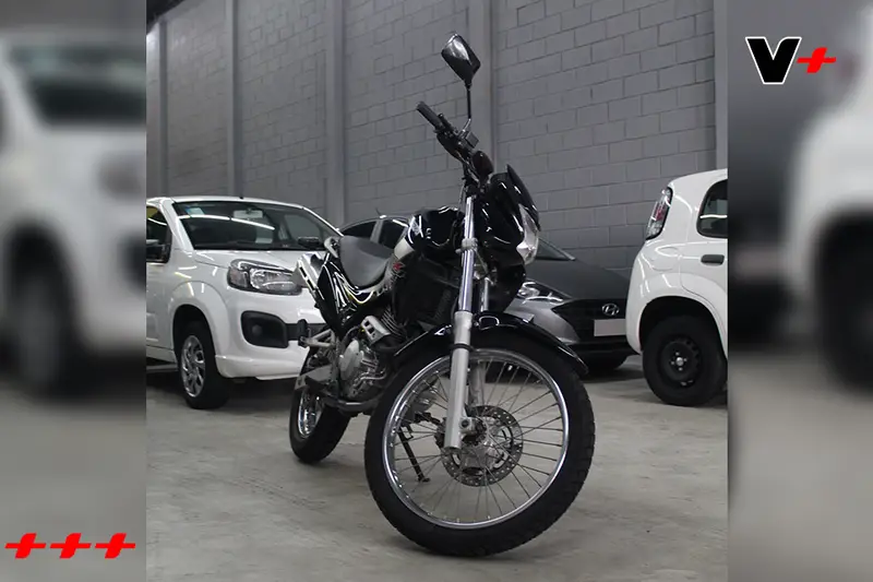 Honda NX 4 Falcon 400