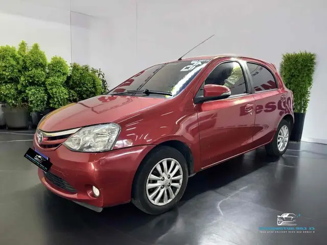 Carro Toyota Etios Sedan 2016 XLS 1.5 (Flex)