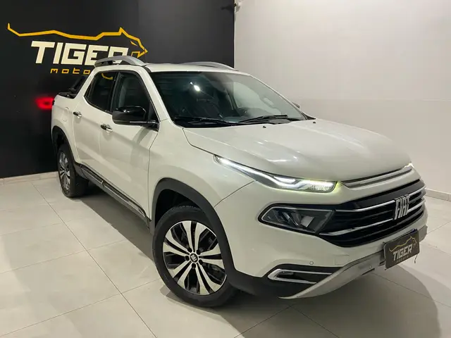 Carro Fiat Toro 2023 Volcano 2.0 TDI 4x4 (Aut)