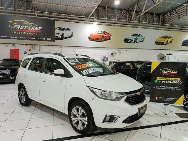 Carro Chevrolet Spin 2024 Premier 1.8 (Aut.)