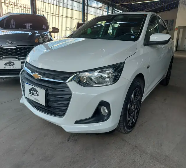Carro Chevrolet Onix 2024 LT 1.0 Turbo