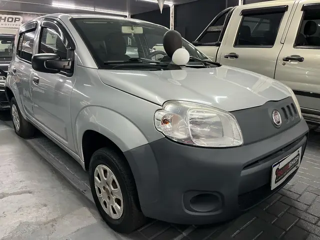 Carro Fiat Uno 2012 Vivace 1.0 8V (Flex) 4p
