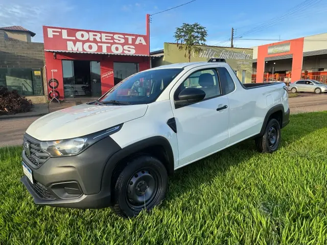 Carro Fiat Strada 2024 Endurance 1.3 Flex 8V CS