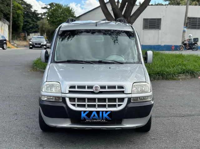 Carro Fiat Doblò 2009 ELX 1.8 8V (Flex)