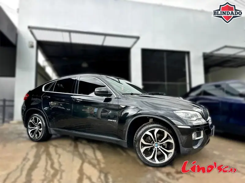 BMW X6 xDrive50i