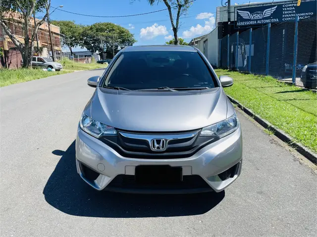 Carro Honda Fit 2015 1.5 16v LX (Flex)