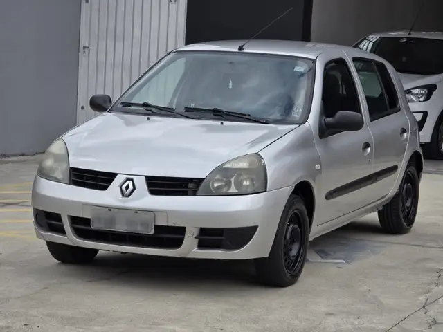 Carro Renault Clio 2011 Hi-Flex 1.0 16V 3p