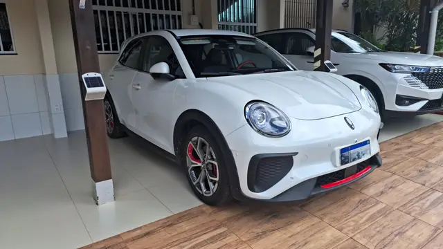 Carro GWM Ora 03 2024 GT