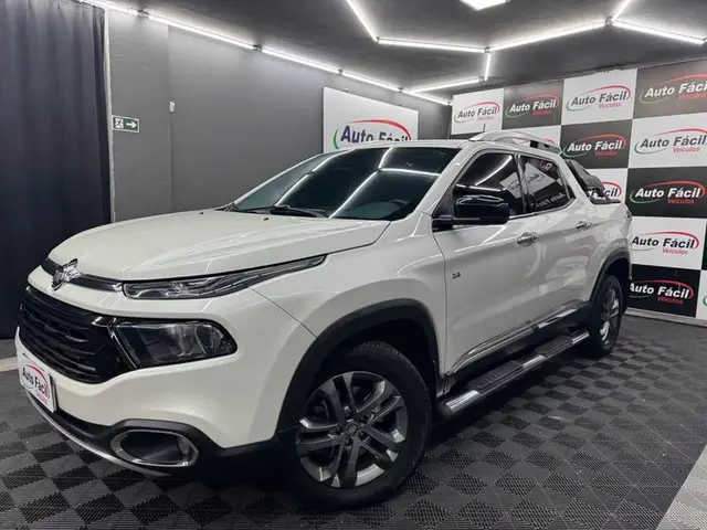 Carro Fiat Toro 2019 Volcano 2.4 AT9 4x2 (Flex)
