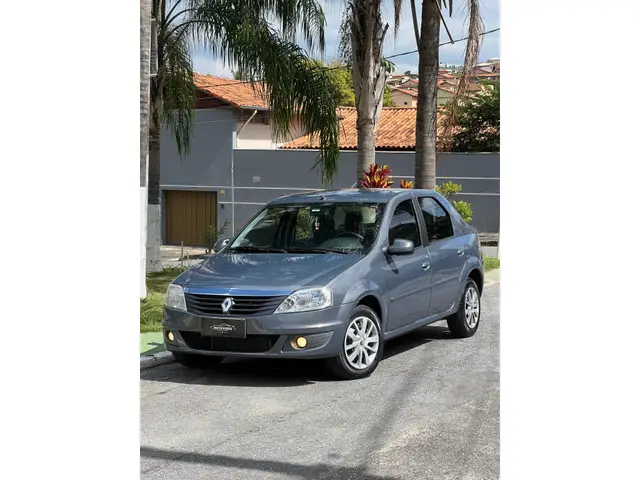 Carro Renault Logan 2013 Expression 1.6 8V Hi-Torque (flex)