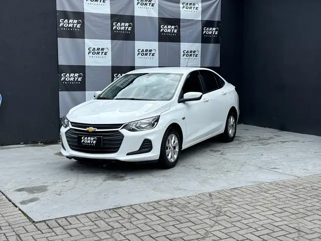 Carro Chevrolet Onix Plus 2023 LT 1.0