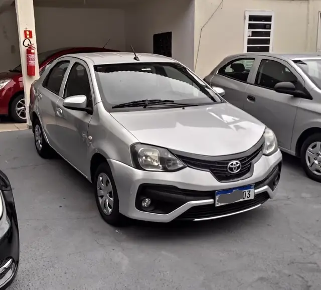 Carro Toyota Etios Sedan 2019 X 1.5 (Flex)