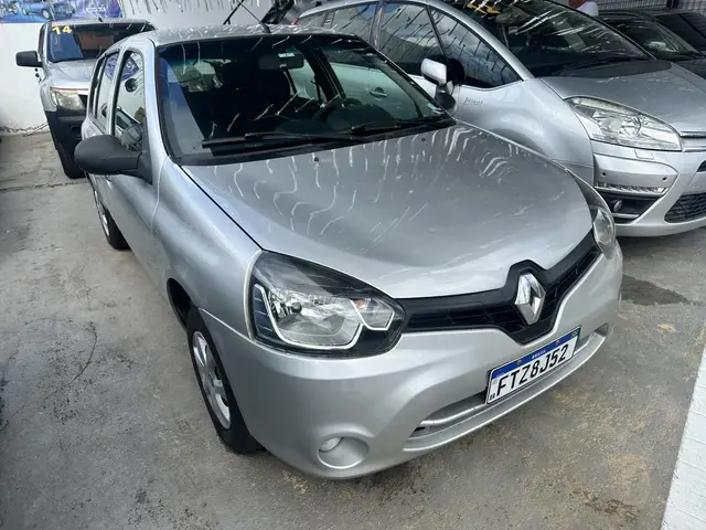 Carro Renault Clio 2015 Expression 1.0 16V (Flex)