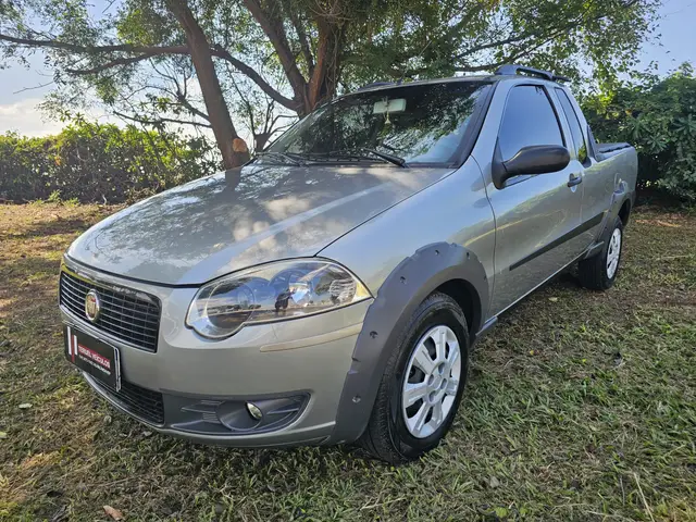 Carro Fiat Strada 2009 Trekking 1.8 8V (Flex) (Cabine Estendida)