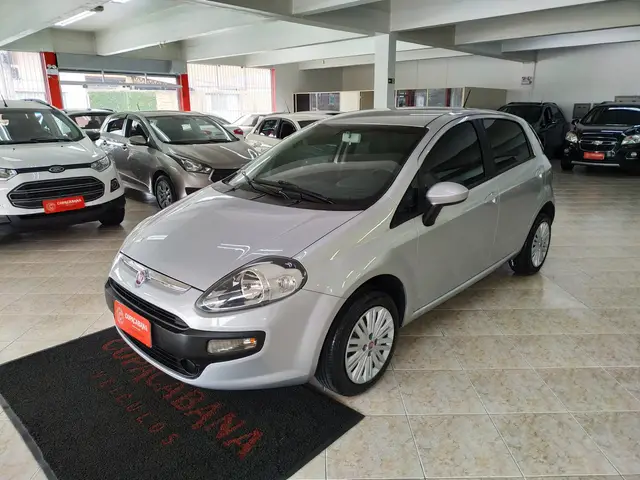 Carro Fiat Punto 2015 Attractive 1.4 (Flex)