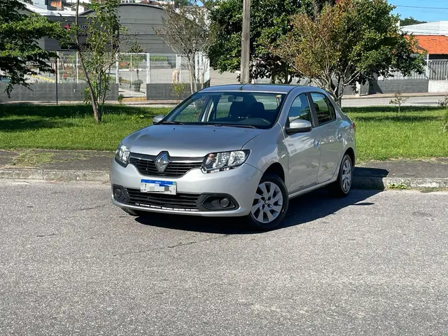 Carro Renault Logan 2014 Expression 1.0 16V (flex)