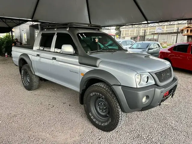 Carro Mitsubishi L200 Triton Outdoor 2011 L 200 Outdoor HPE 4x4 2.5 (cab. dupla)