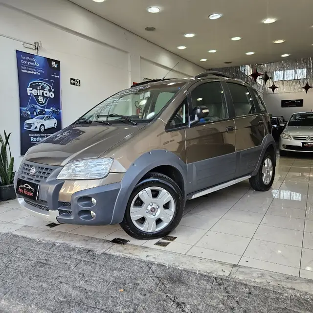 Carro Fiat Idea 2010 Adventure 1.8 (Flex)
