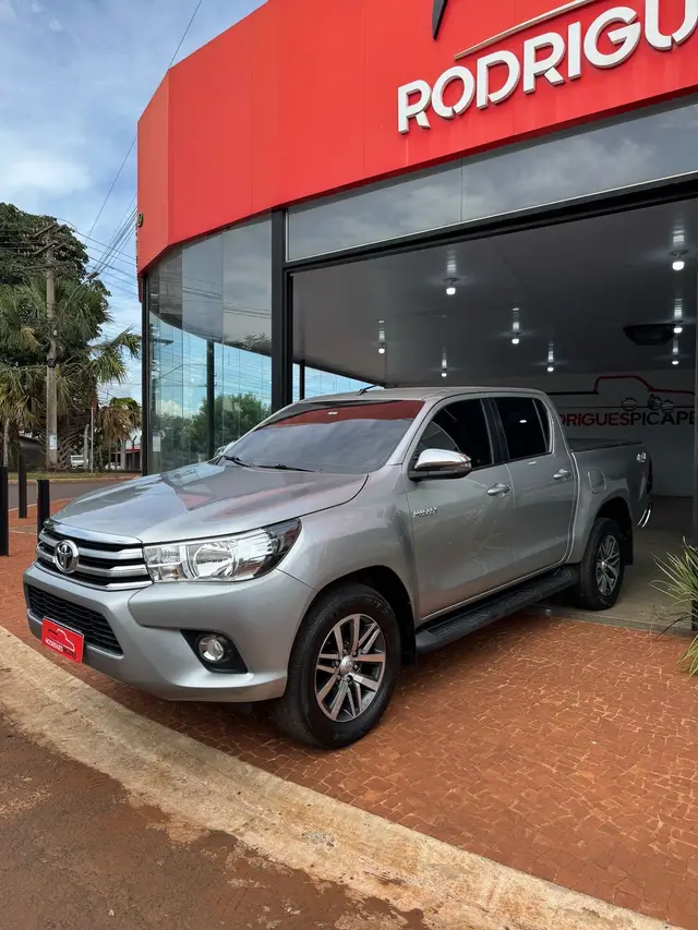Carro Toyota Hilux Cabine Dupla 2018 Hilux 2.7 SRV CD 4x4 (Flex) (Aut)