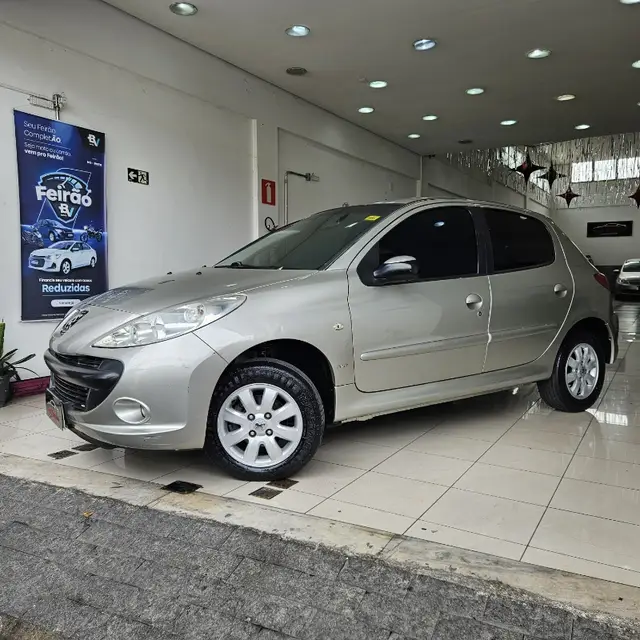 Carro Peugeot 207 2009 Hatch XR Sport 1.4 8V (flex)