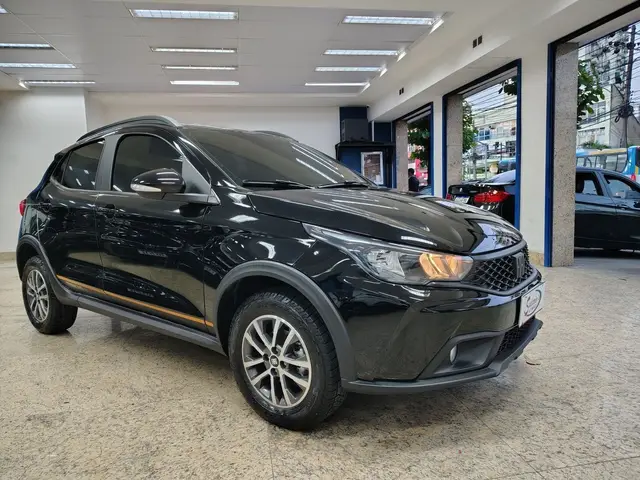 Carro Fiat Argo 2024 Trekking 1.3 CVT