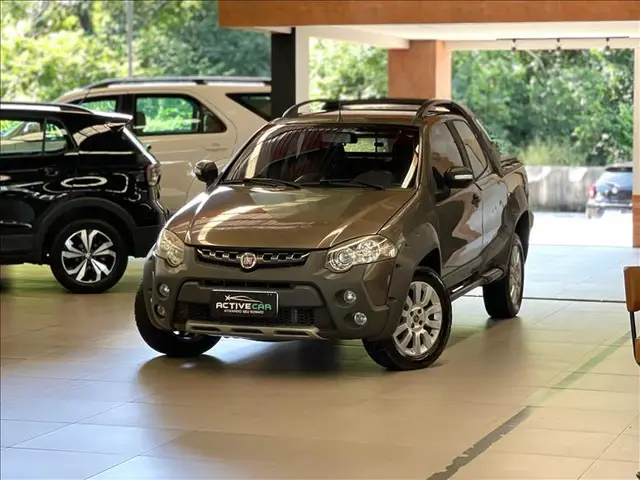 Carro Fiat Strada 2013 Adventure 1.8 16V (Flex) (Cabine Estendida)