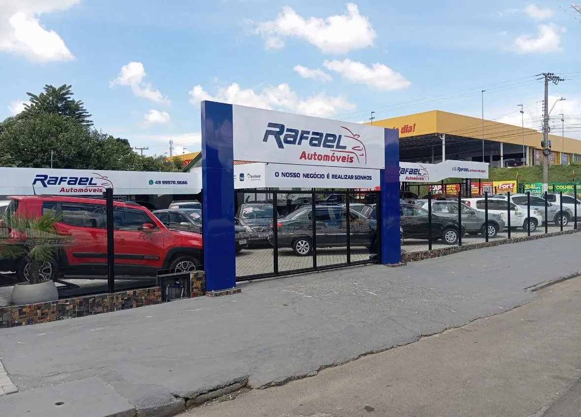 Fachada da loja Veículos à venda em Rafael Automóveis - Lages - SC | Mobiauto